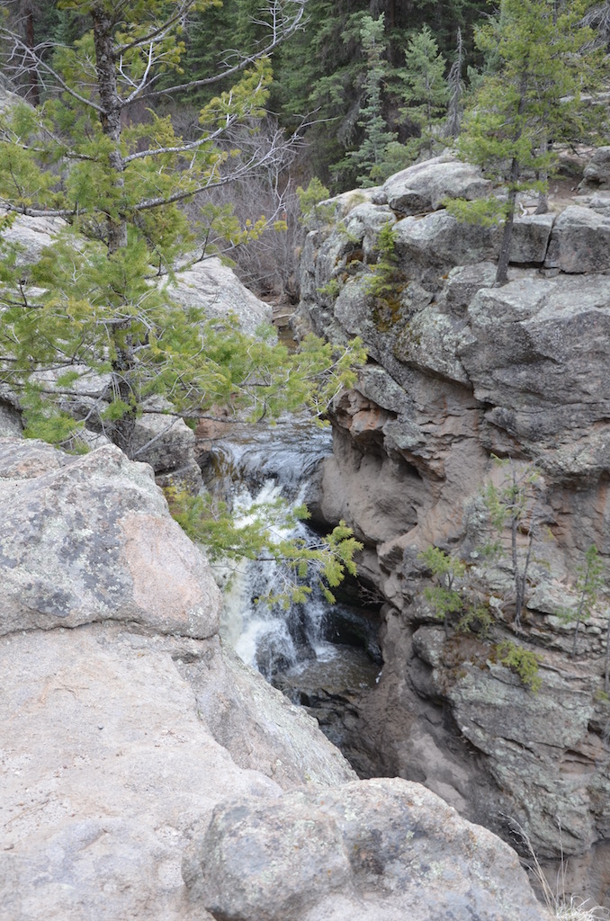 A closer view, but not as good. I wasn't willing to go any further out on the ledge for the shot!